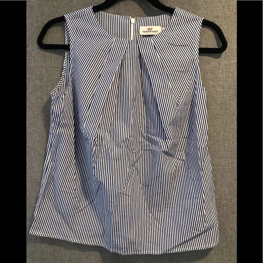 Vineyard Vines Sleeveless Top, size 2 (XS)